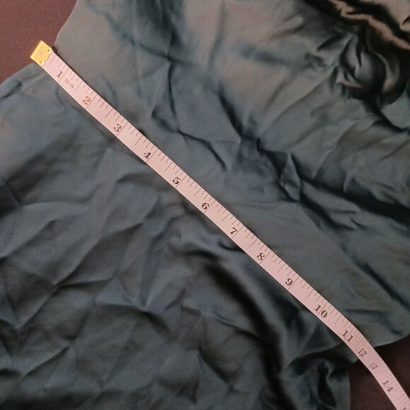 NEW Social Bridesmaids Tie-Neck Halter Maxi Dress Whisper Satin in Evergreen, XS - Picture 9 of 12